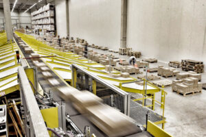 Jak automatyzacja procesów magazynowych wpływa na produktywność i bezpieczeństwo 3
